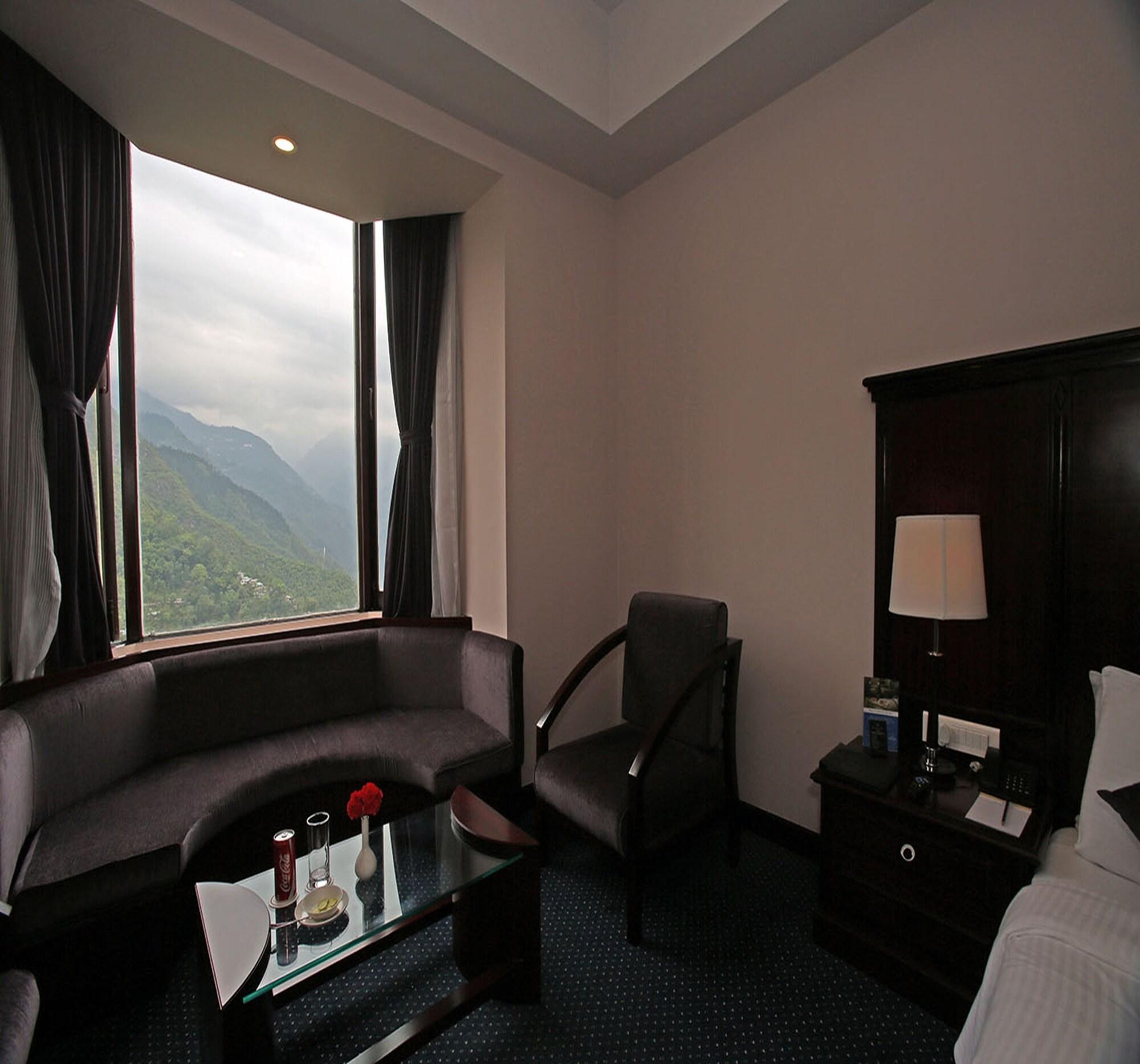 The Royal Plaza Gangtok Hotel Exterior foto