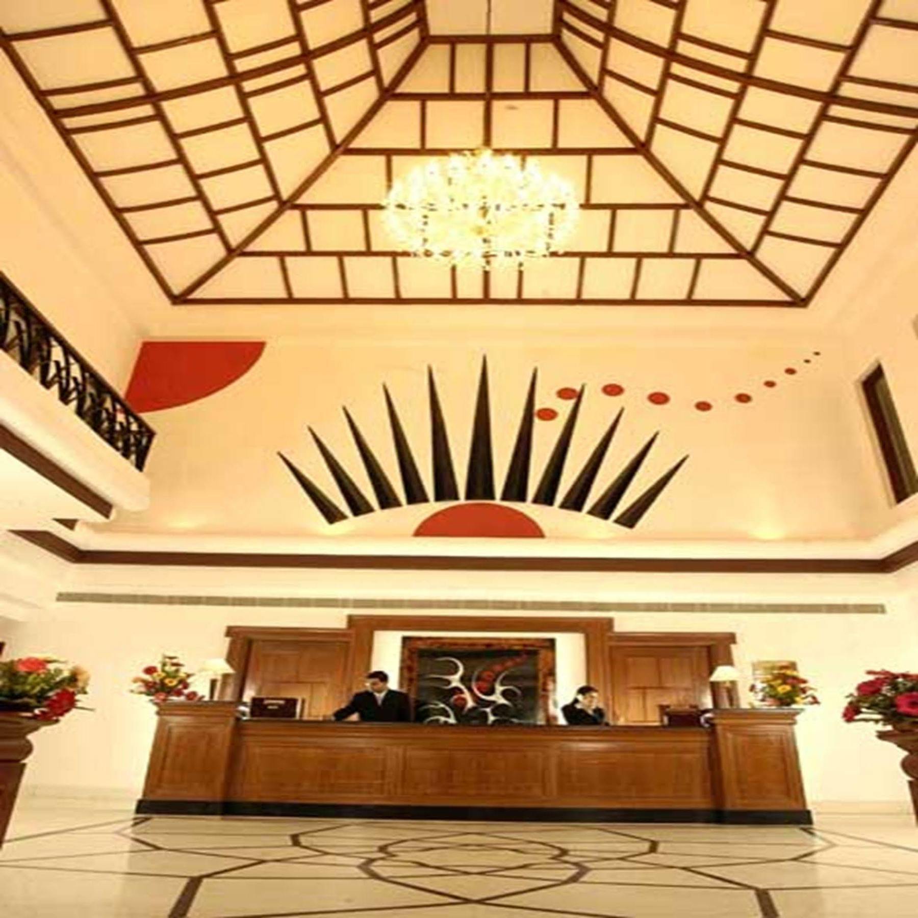 The Royal Plaza Gangtok Hotel Exterior foto